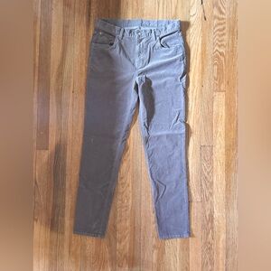 Vuori Men's Optimist 5 pocket Corduroy Pants size 32/32